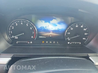 2022 Ford Explorer XLT - miniatura 8