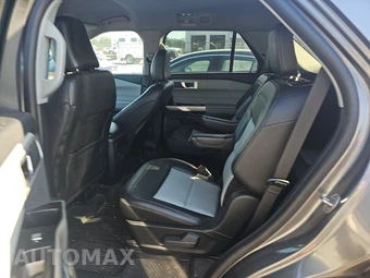2022 Ford Explorer XLT - miniatura 9