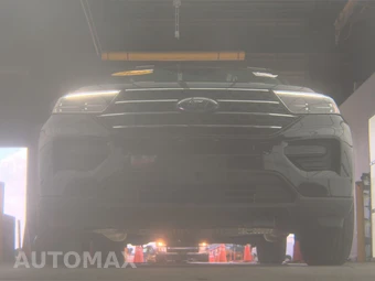 2022 Ford Explorer XLT - miniatura 3