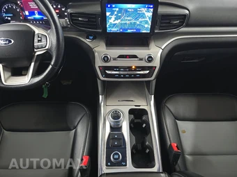 2022 Ford Explorer XLT - miniatura 11