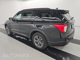 2022 Ford Explorer XLT - miniatura 6