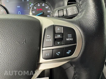 2022 Ford Explorer XLT - miniatura 16