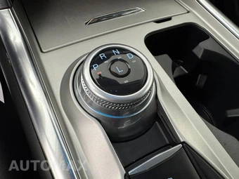 2022 Ford Explorer XLT - miniatura 22