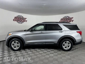 2022 Ford Explorer XLT - miniatura 4
