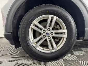 2022 Ford Explorer XLT - miniatura 45