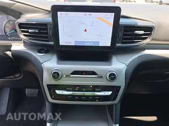 2022 Ford Explorer XLT - miniatura 11