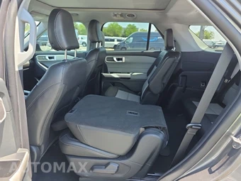 2022 Ford Explorer XLT - miniatura 13