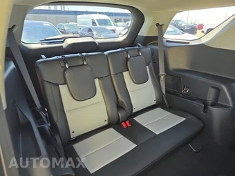 2022 Ford Explorer XLT - miniatura 14