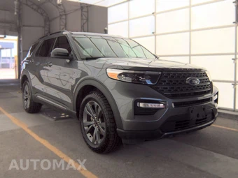2022 Ford Explorer XLT - miniatura 3