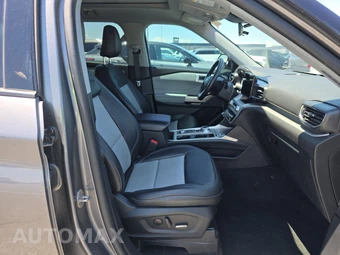 2022 Ford Explorer XLT - miniatura 8