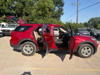 2022 Ford Explorer XLT - miniatura 10