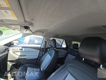 2022 Ford Explorer XLT - miniatura 18