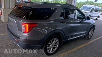 2022 Ford Explorer XLT - miniatura 4