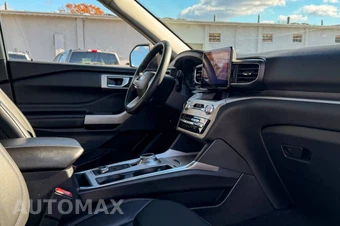 2022 Ford Explorer XLT AWD 4dr SUV - miniatura 10