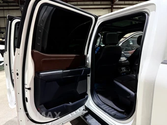 2022 Ford F-150 Hybrid LARIAT Crew Cab Short Bed - miniatura 16