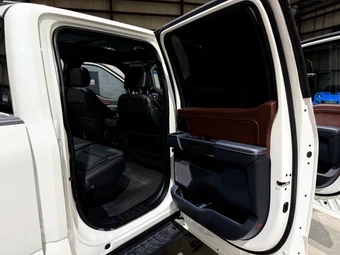 2022 Ford F-150 Hybrid LARIAT Crew Cab Short Bed - miniatura 21
