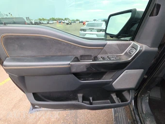 2022 Ford F-150 Hybrid Platinum Crew Cab Short Bed - miniatura 9