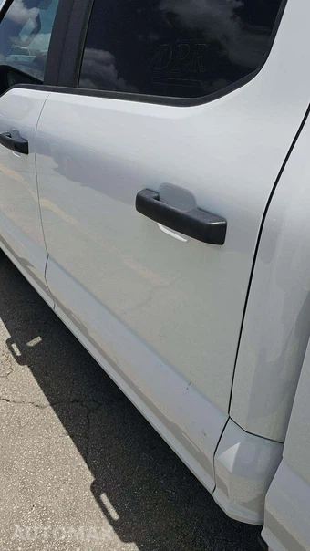 2022 Ford F-150 Hybrid XL Crew Cab Medium Bed - miniatura 24
