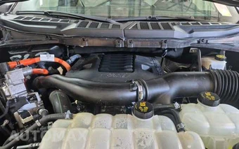 2022 Ford F-150 Hybrid XLT Crew Cab Medium Bed - miniatura 5