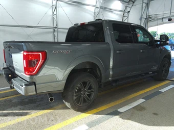 2022 Ford F-150 Hybrid XLT Crew Cab Short Bed - miniatura 4