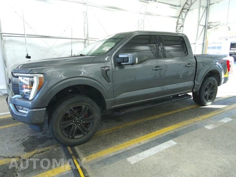 2022 Ford F-150 LARIAT Crew Cab Short Bed