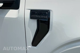 2022 Ford F-150 LARIAT Crew Cab Short Bed - miniatura 11
