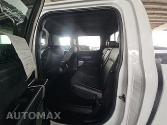 2022 Ford F-150 LARIAT Crew Cab Short Bed - miniatura 13