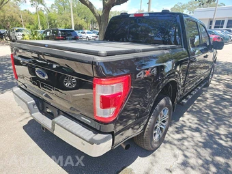 2022 Ford F-150 LARIAT Crew Cab Short Bed - miniatura 3