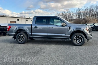 2022 Ford F-150 LARIAT Crew Cab Short Bed - miniatura 2