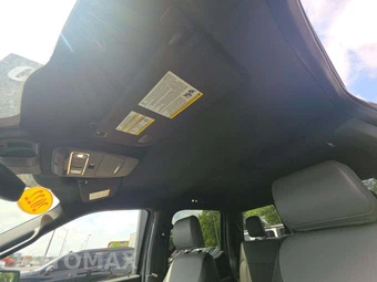 2022 Ford F-150 Lightning LARIAT Crew Cab Short Bed - miniatura 11