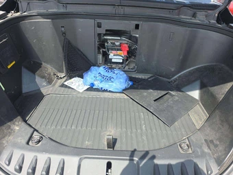 2022 Ford F-150 Lightning LARIAT Crew Cab Short Bed - miniatura 15
