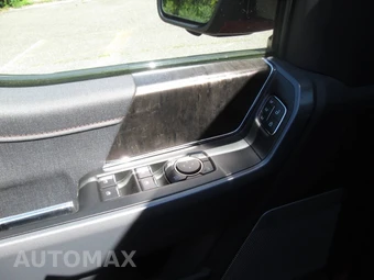 2022 Ford F-150 Lightning LARIAT Crew Cab Short Bed - miniatura 16