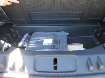 2022 Ford F-150 Lightning LARIAT Crew Cab Short Bed - miniatura 37