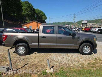 2022 Ford F-150 XL Crew Cab Medium Bed - miniatura 4