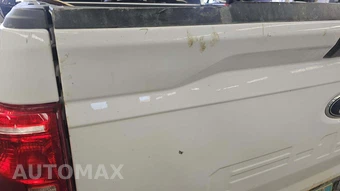 2022 Ford F-150 XLT Crew Cab Medium Bed - miniatura 28