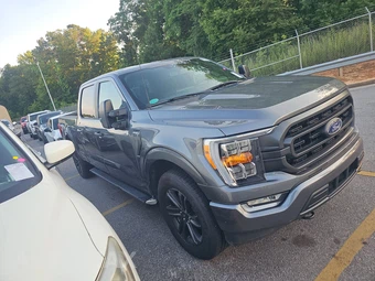 2022 Ford F-150 XLT Crew Cab Medium Bed - miniatura 3