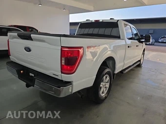 2022 Ford F-150 XLT Crew Cab Medium Bed - miniatura 4