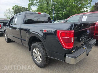 2022 Ford F-150 XLT Crew Cab Medium Bed - miniatura 2