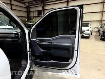 2022 Ford F-150 XLT Crew Cab Medium Bed - miniatura 24