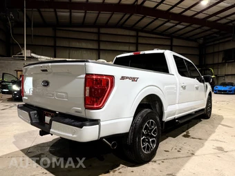 2022 Ford F-150 XLT Crew Cab Medium Bed - miniatura 5