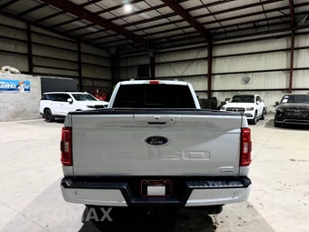 2022 Ford F-150 XLT Crew Cab Medium Bed - miniatura 6
