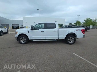 2022 Ford F-150 XLT Crew Cab Medium Bed - miniatura 3