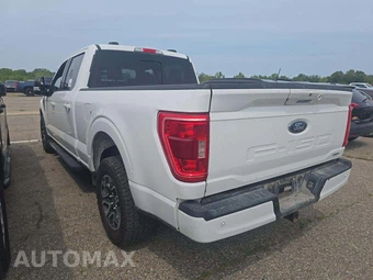 2022 Ford F-150 XLT Crew Cab Medium Bed - miniatura 2