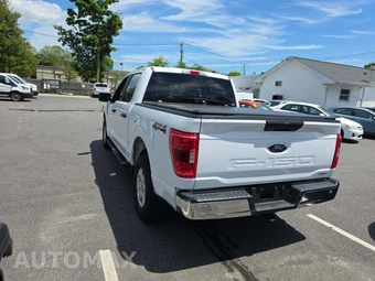 2022 Ford F-150 XLT Crew Cab Short Bed - miniatura 2