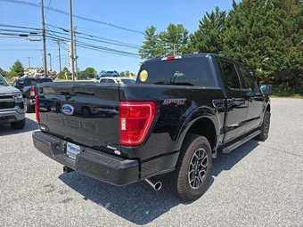 2022 Ford F-150 XLT Crew Cab Short Bed - miniatura 3