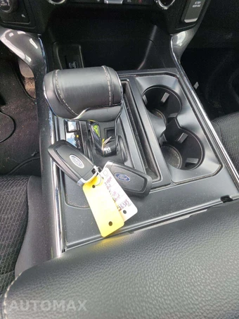 2022 Ford F-150 XLT Crew Cab Short Bed - miniatura 8