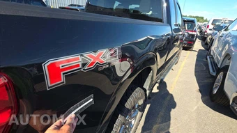 2022 Ford F-150 XLT Extended Cab Medium Bed w/Rear Doors - miniatura 15