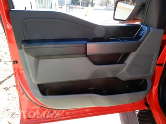 2022 Ford F-150 XLT Regular Cab Medium Bed - miniatura 17