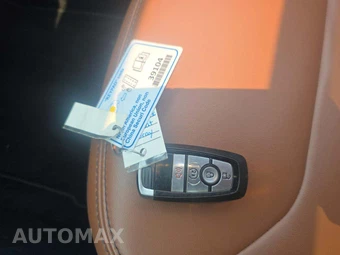 2022 Ford Maverick Lariat Crew Cab Short Bed - miniatura 8