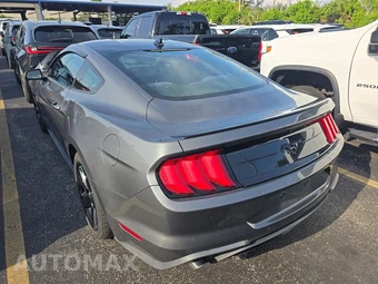 2022 Ford Mustang EcoBoost Coupe - miniatura 6